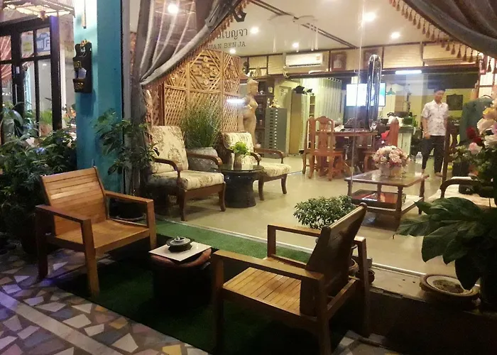 Ruan Ben Ja Don Mueang,bangkok * 방콕